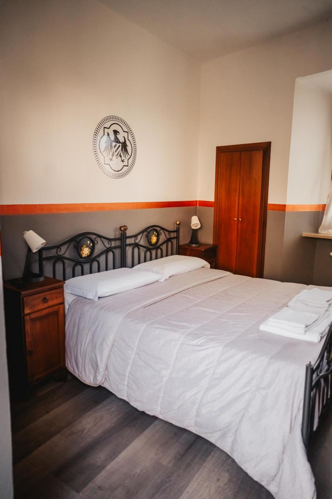 Locanda Del Duca Губио Екстериор снимка