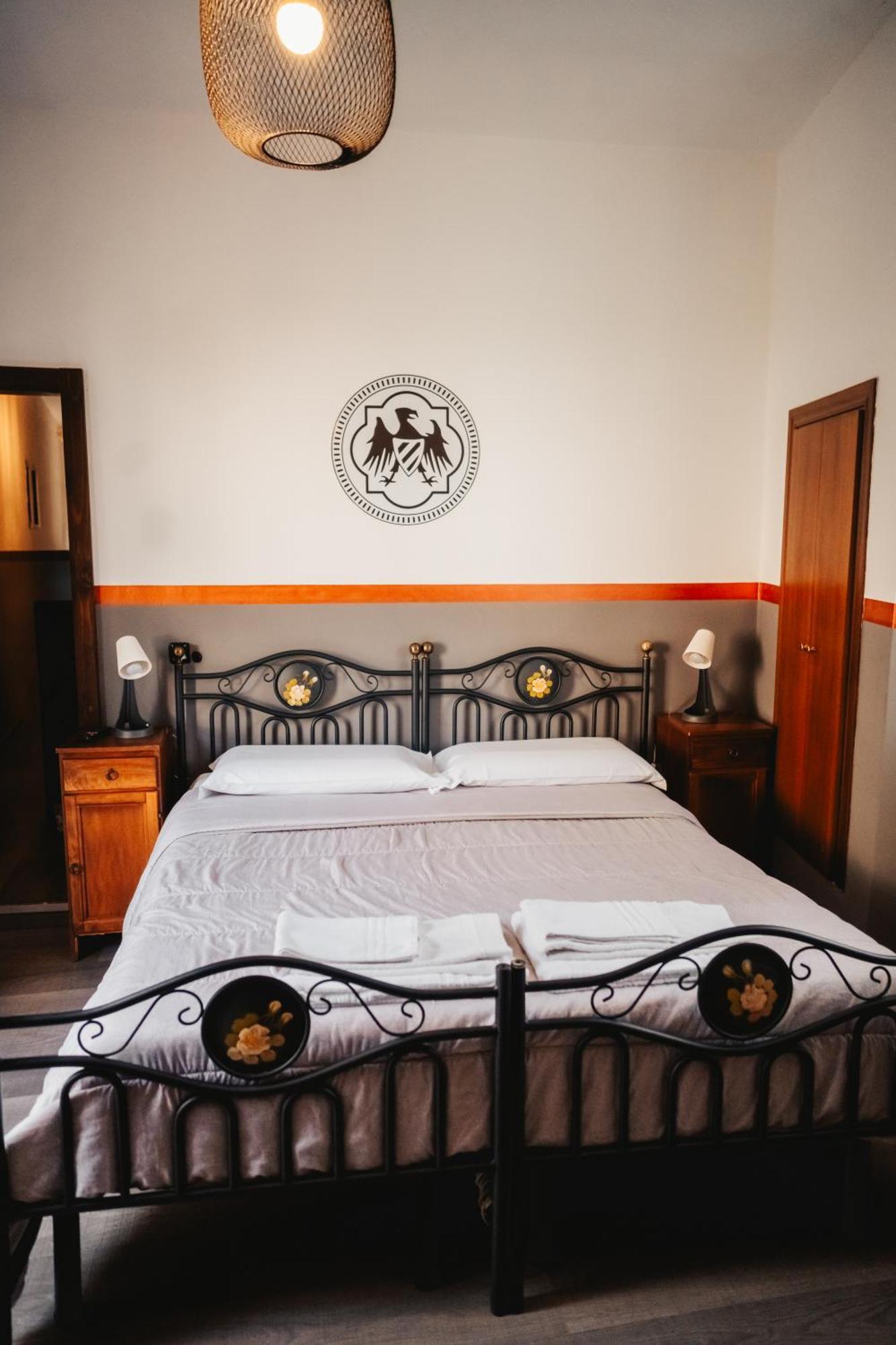 Locanda Del Duca Губио Екстериор снимка