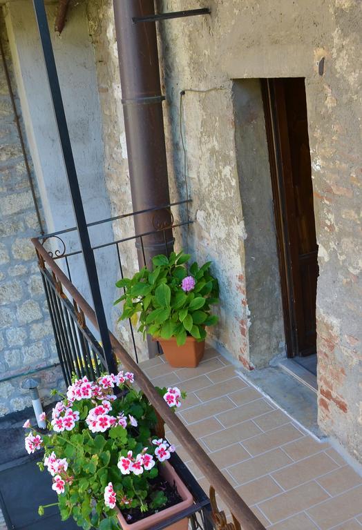 Locanda Del Duca Губио Екстериор снимка